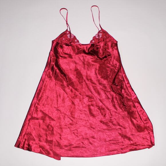 Y2K Short Stories Wine Red With Embroidered Flowers - Picture 3 of 6